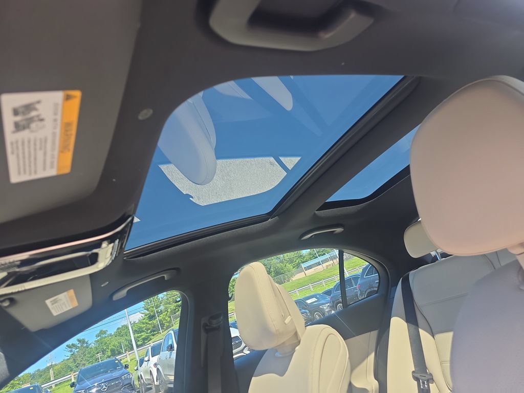 New 2026 Mercedes-Benz C 300 4MATIC Sedan image 20