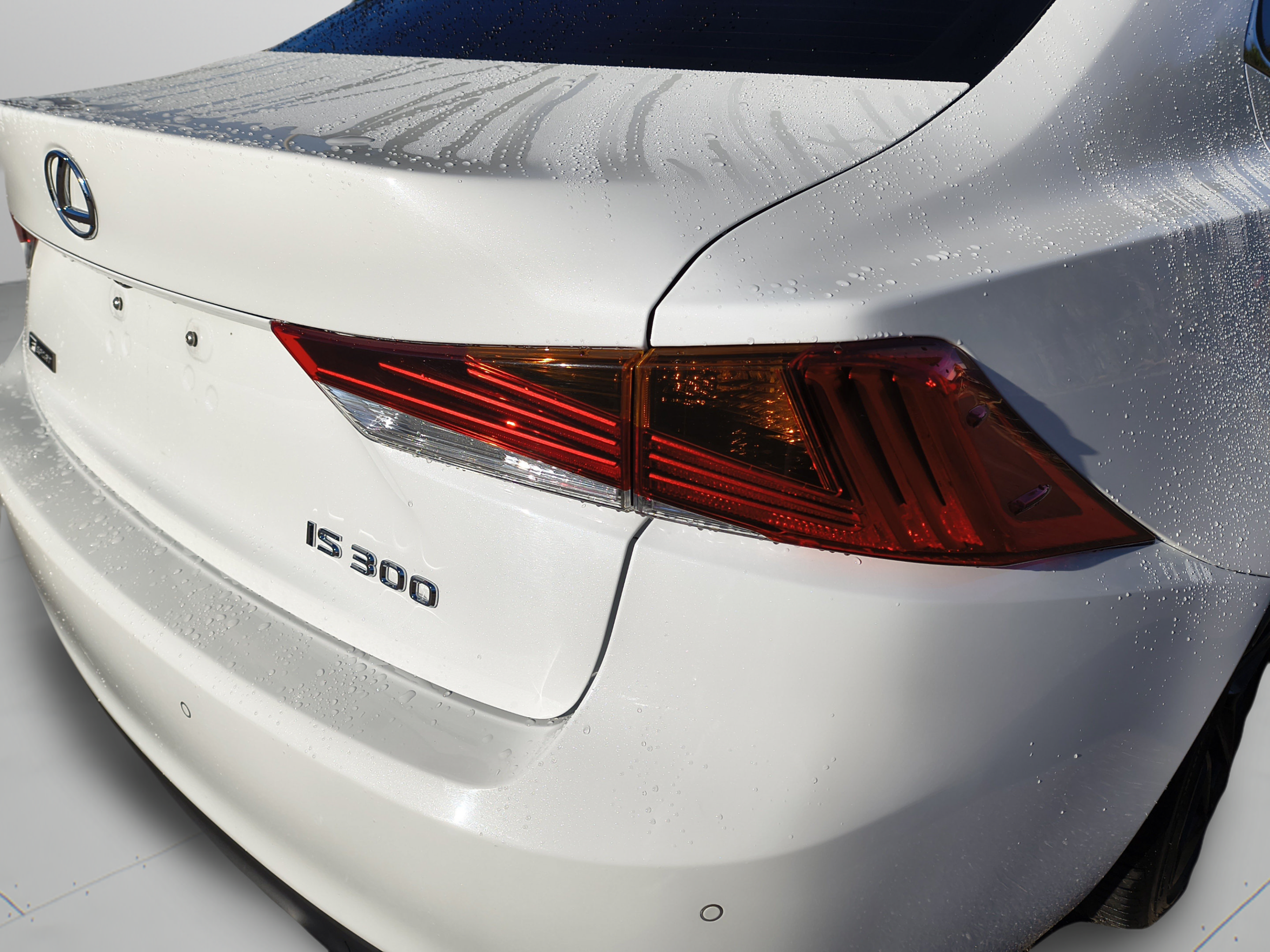 Used 2019 Lexus IS 300 F Sport w/ F Sport Package RWD image 36