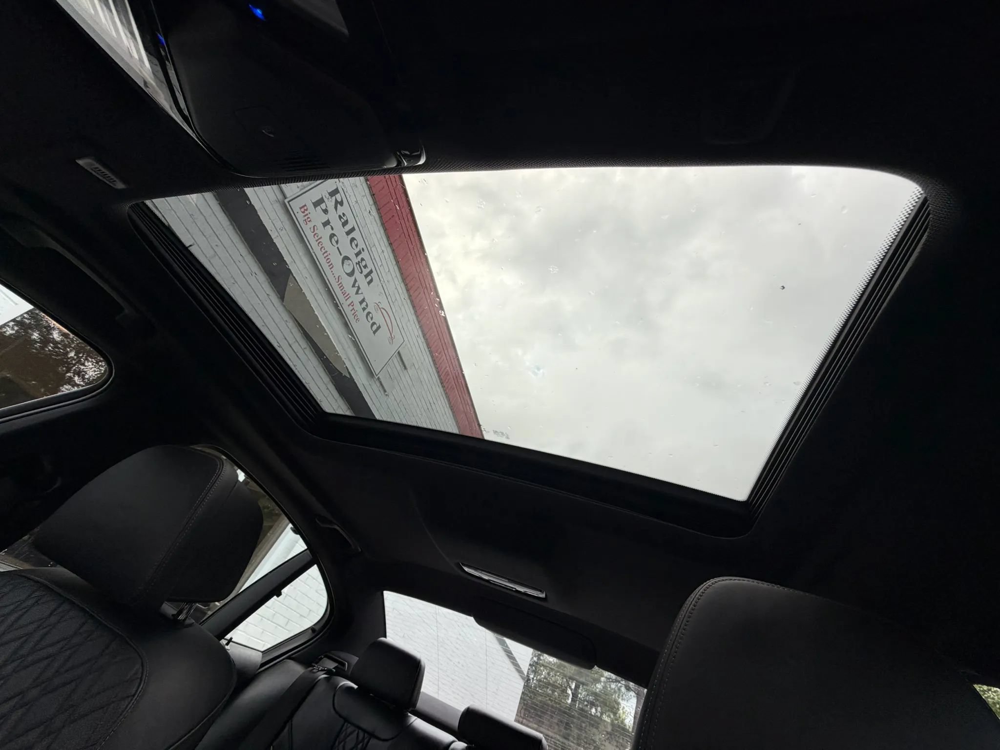 Used 2018 BMW M550i xDrive AWD/4WD image 46