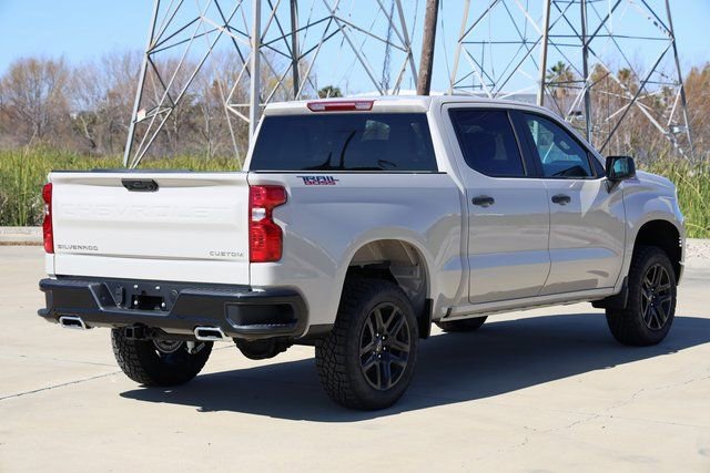New 2026 Chevrolet Silverado 1500 Custom Trail Boss AWD/4WD image 8