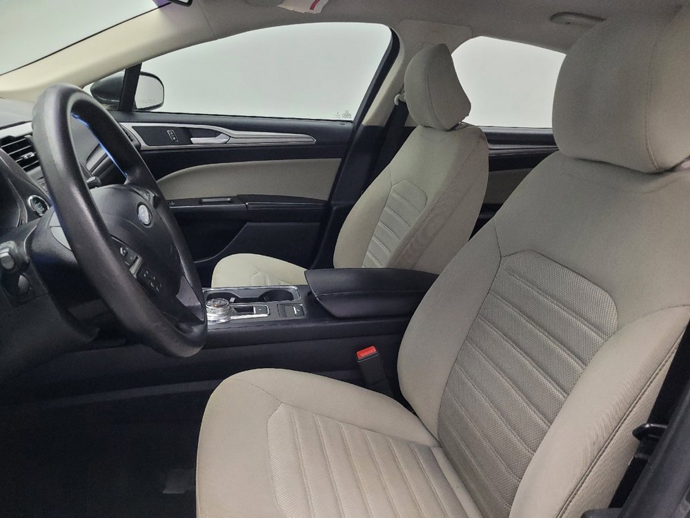 Used 2020 Ford Fusion S image 17