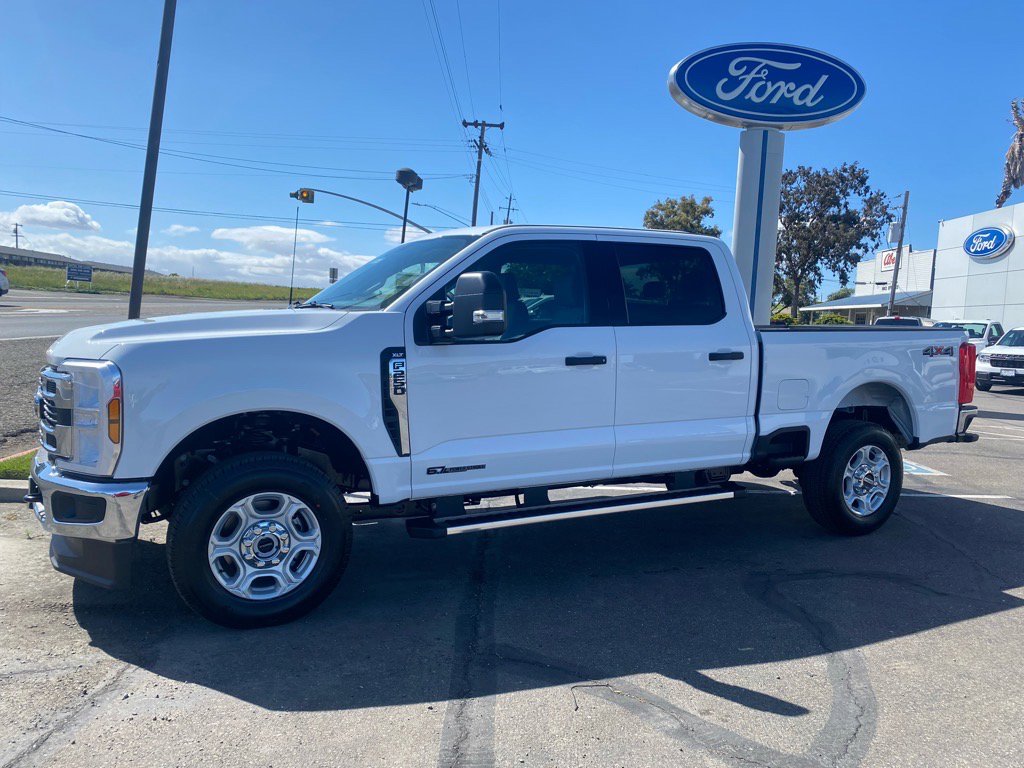 New 2025 Ford F250 XLT image 2