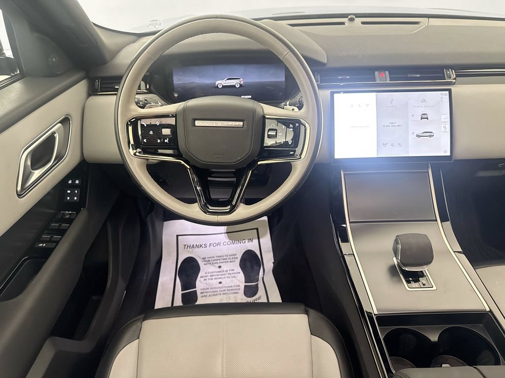 Used 2026 Land Rover Range Rover Velar S AWD/4WD image 23