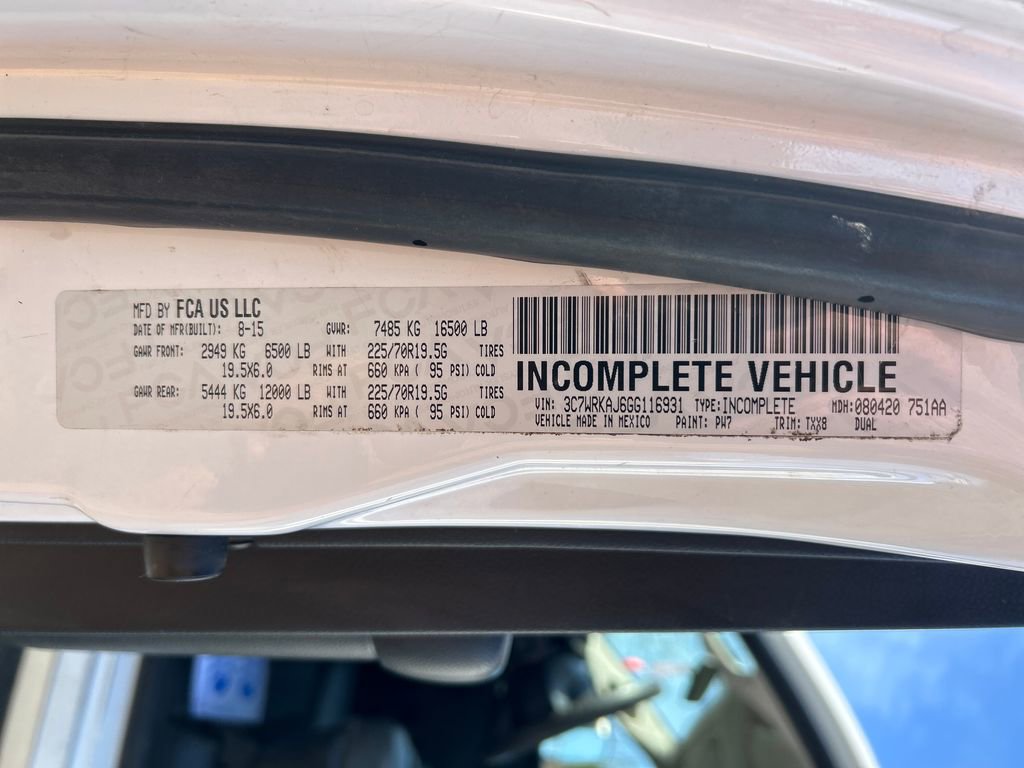 Used 2016 RAM 4500 Tradesman image 22