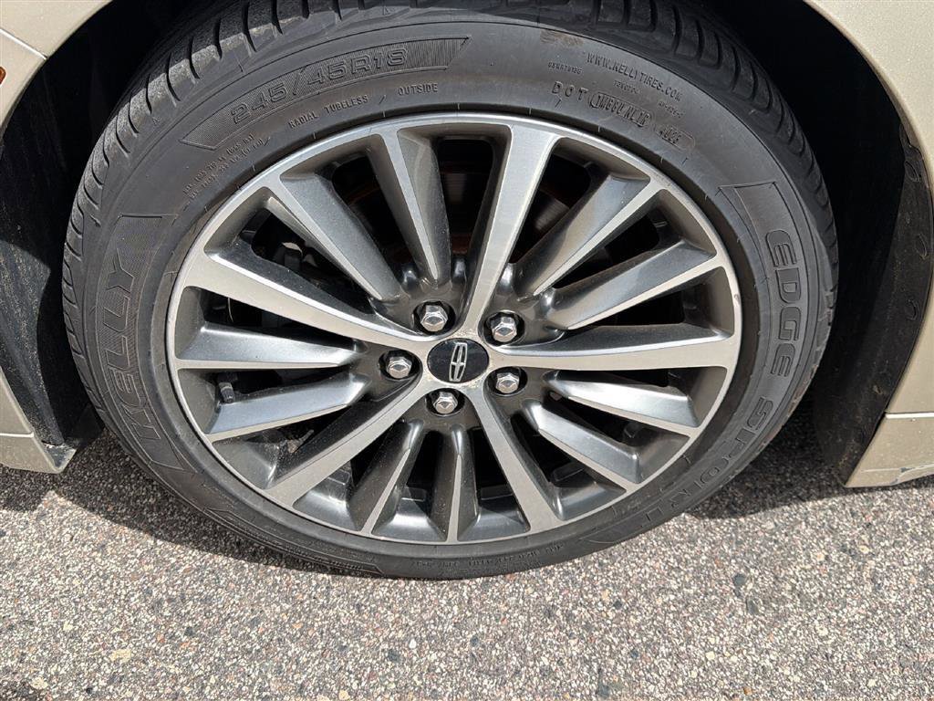 Used 2017 Lincoln MKZ Select w/ Select Plus Package FWD image 5