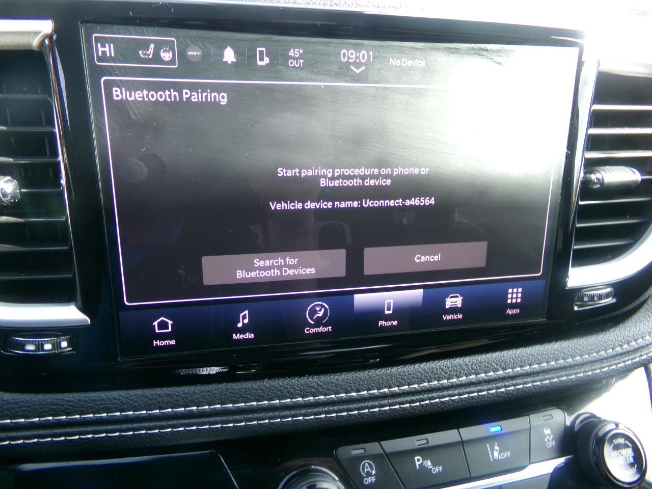Used 2023 Chrysler Pacifica Touring FWD image 23
