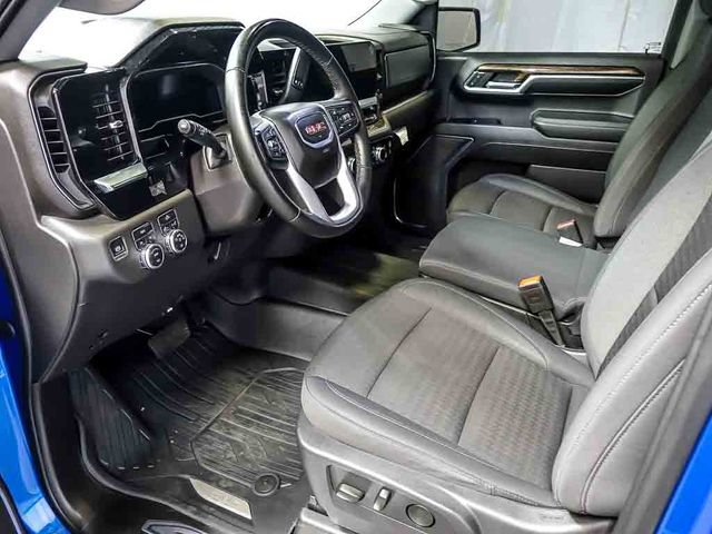 Certified 2024 GMC Sierra 1500 Elevation w/ LPO, Elevation Black Package AWD/4WD image 12