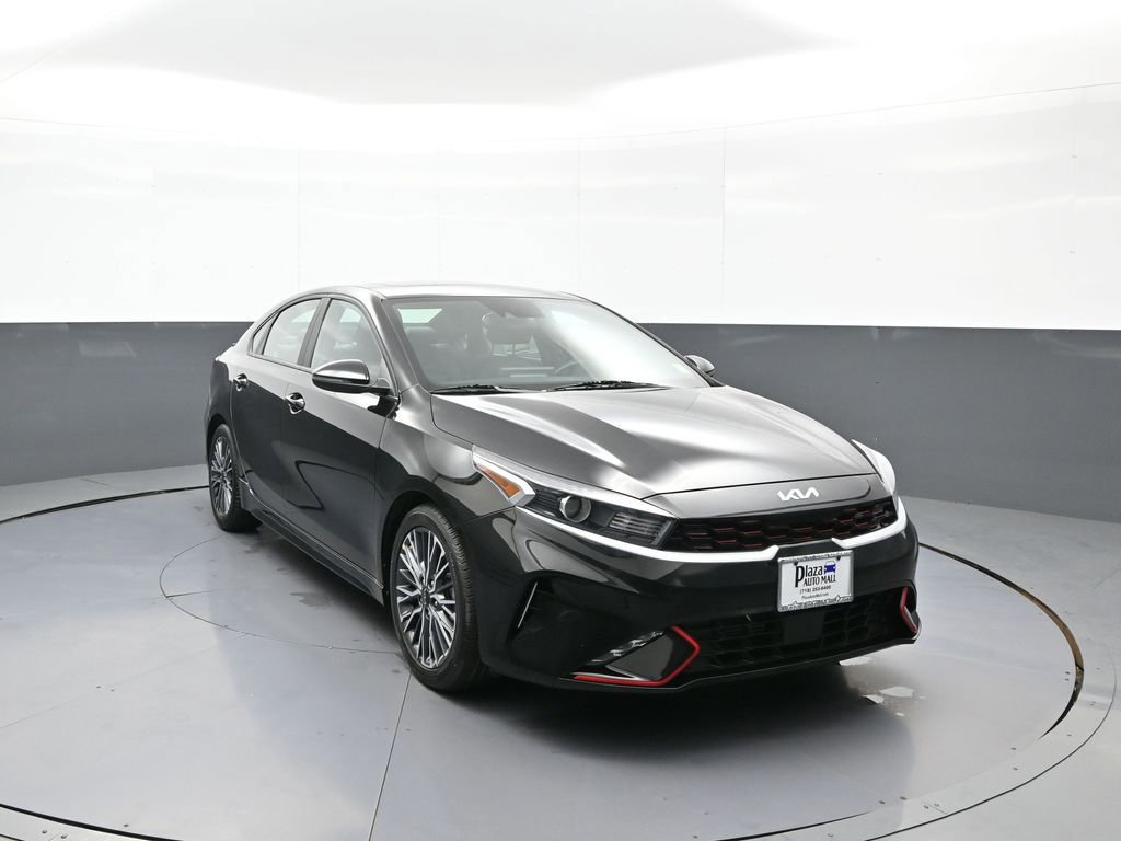 Certified 2023 Kia Forte GT-Line w/ GT-Line Premium Package FWD image 3