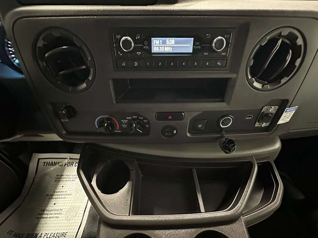 Used 2024 Ford E-350 and Econoline 350 Super Duty image 26