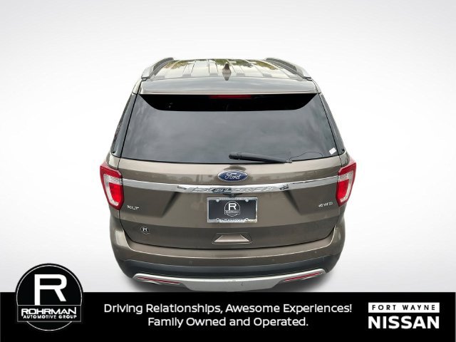 Used 2016 Ford Explorer XLT w/ Equipment Group 201A AWD/4WD image 31