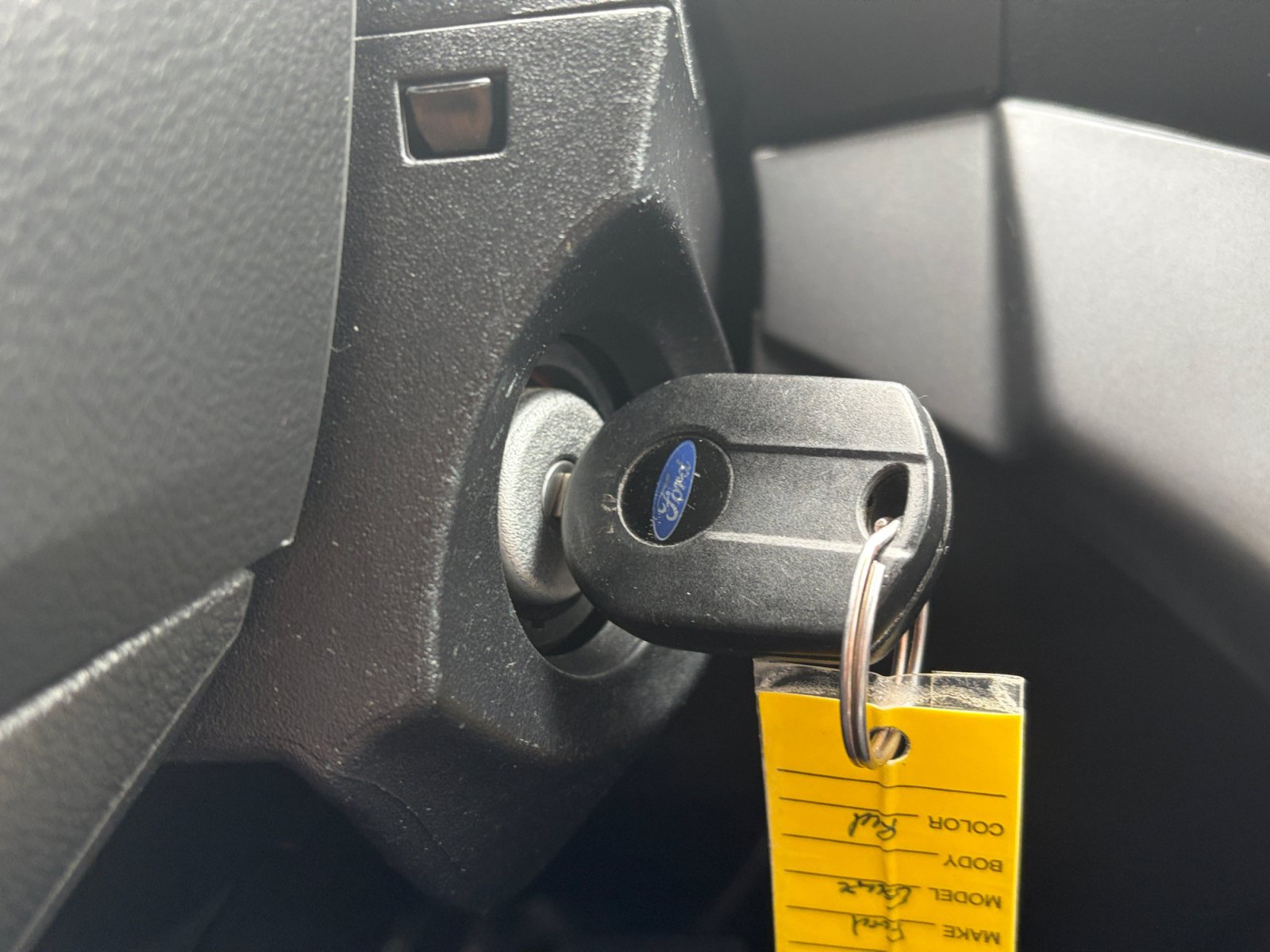 Used 2015 Ford Escape SE AWD/4WD image 21