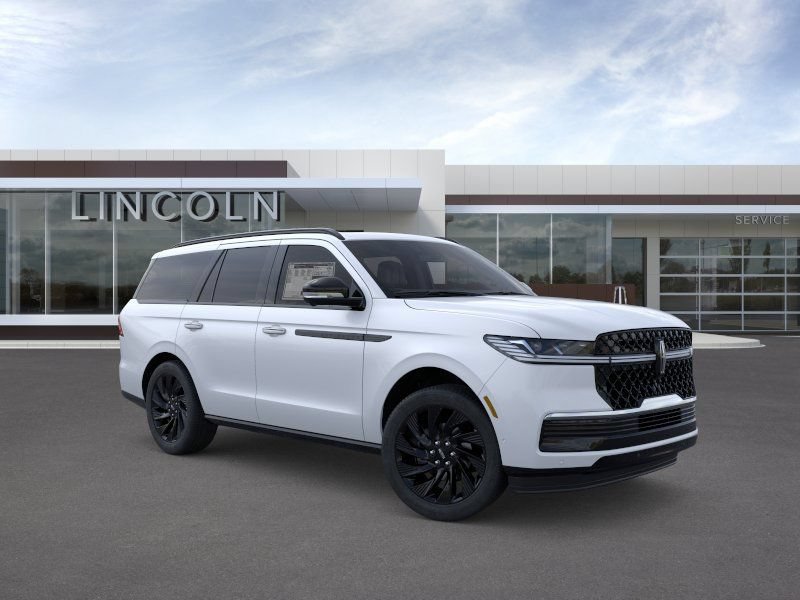 New 2026 Lincoln Navigator Reserve w/ Jet Appearance Package AWD/4WD image 7