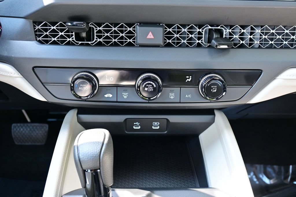 Certified 2025 Honda Accord LX image 48