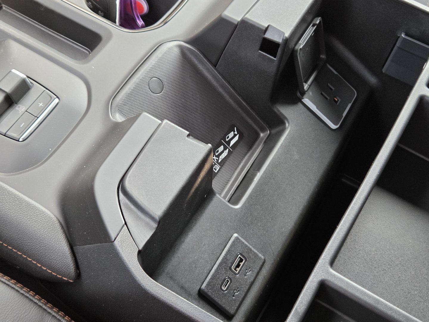 New 2026 GMC Sierra 2500 AT4 AWD/4WD image 39