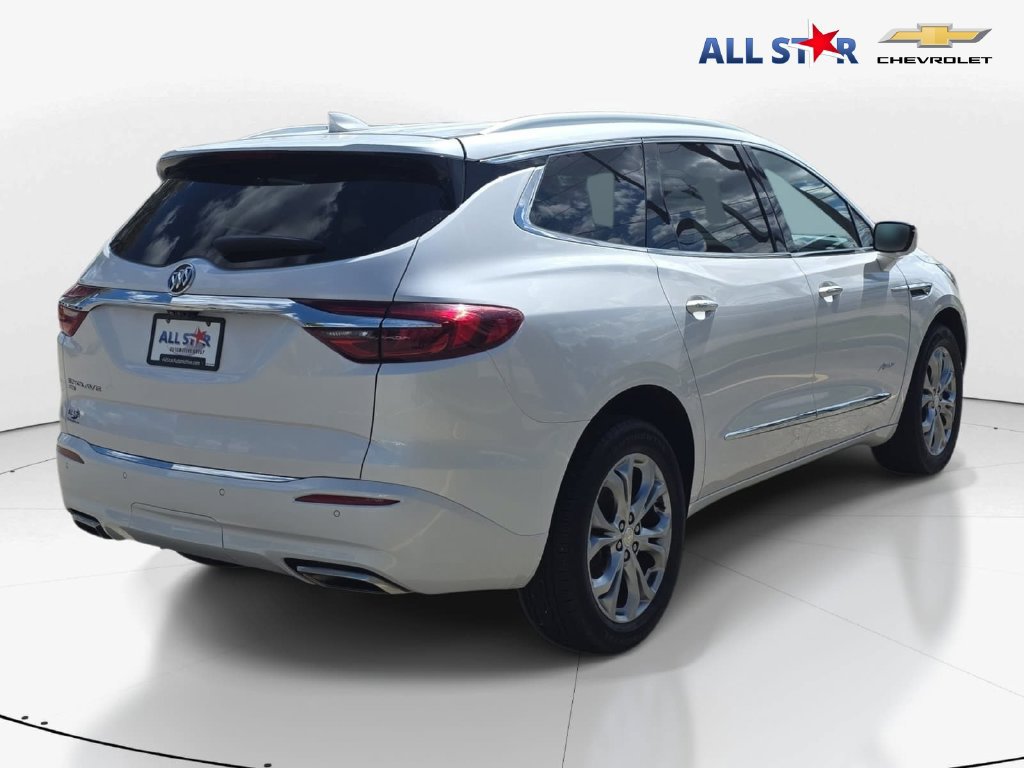 Used 2021 Buick Enclave Avenir w/ Avenir Technology Package AWD/4WD image 3