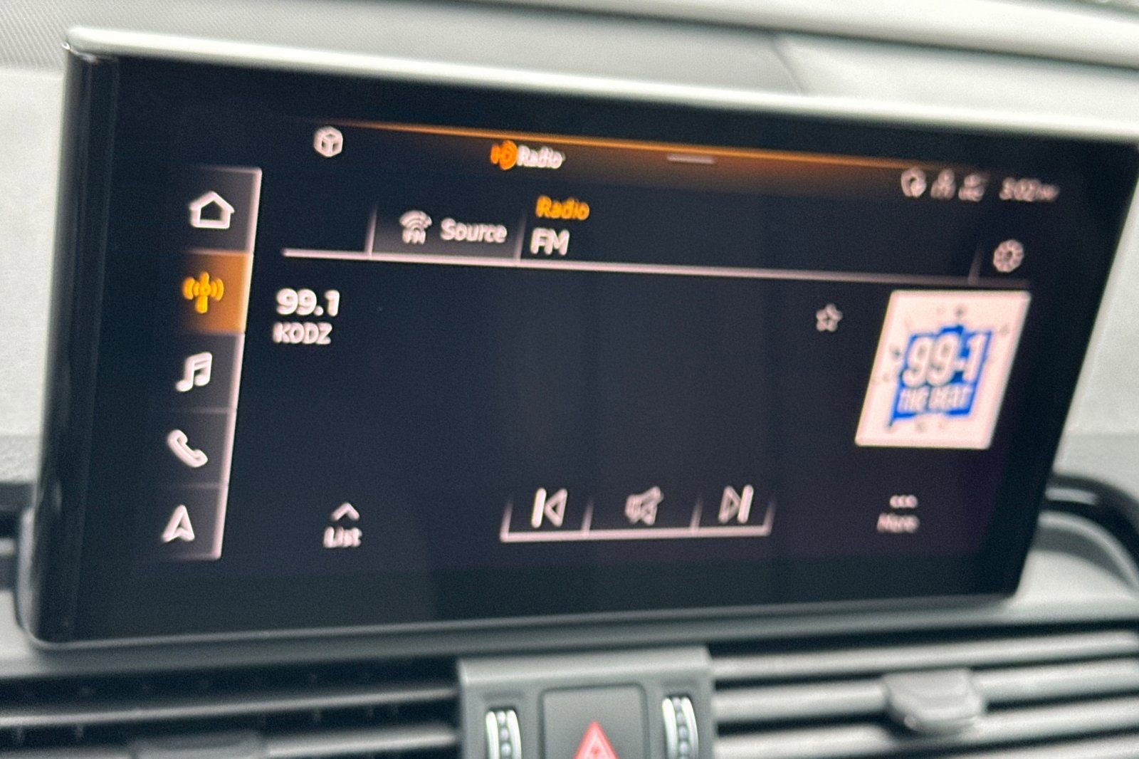 Used 2025 Audi Q5 2.0T Premium w/ Convenience Plus Package image 17