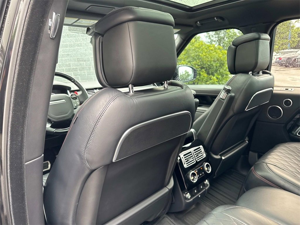 Certified 2021 Land Rover Range Rover SV Autobiography Dynamic image 17