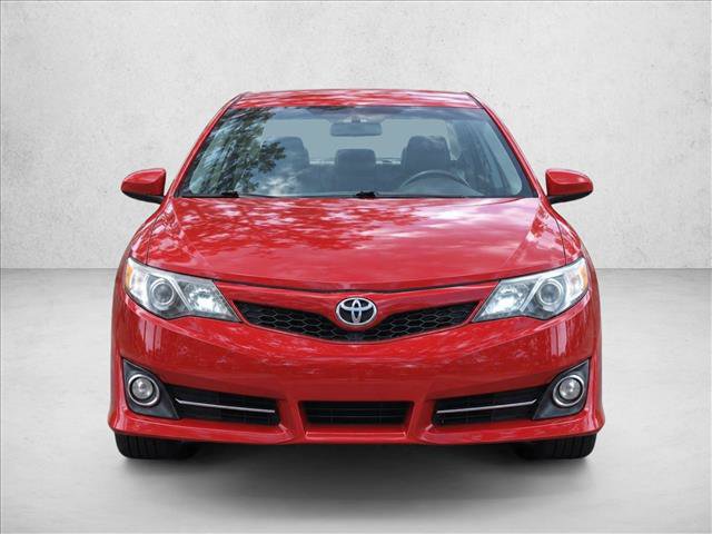 Used 2012 Toyota Camry SE FWD image 2