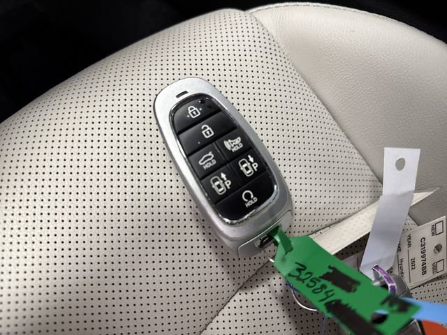 Used 2022 Hyundai Sonata Limited image 25