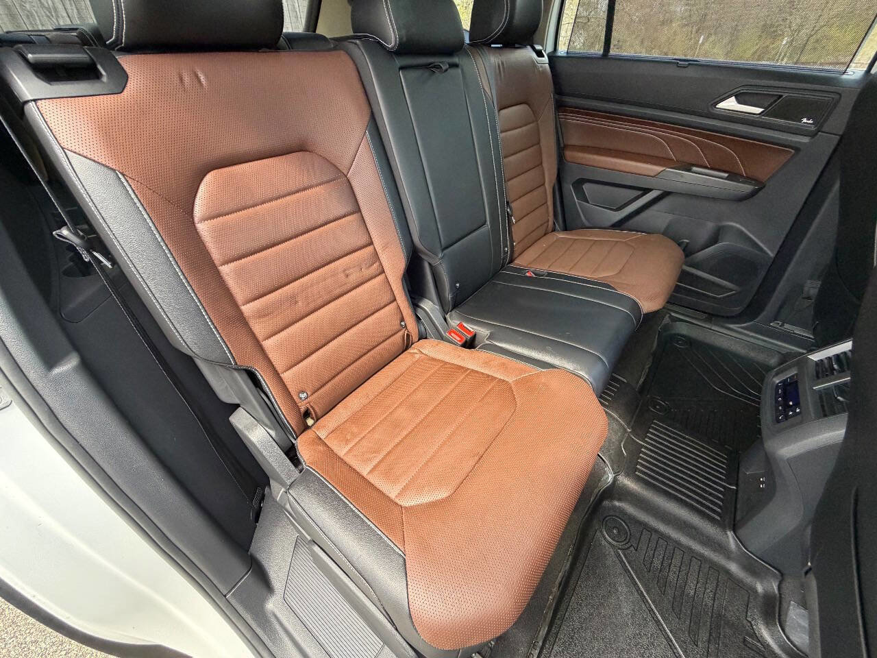 Used 2022 Volkswagen Atlas SEL Premium AWD/4WD image 13