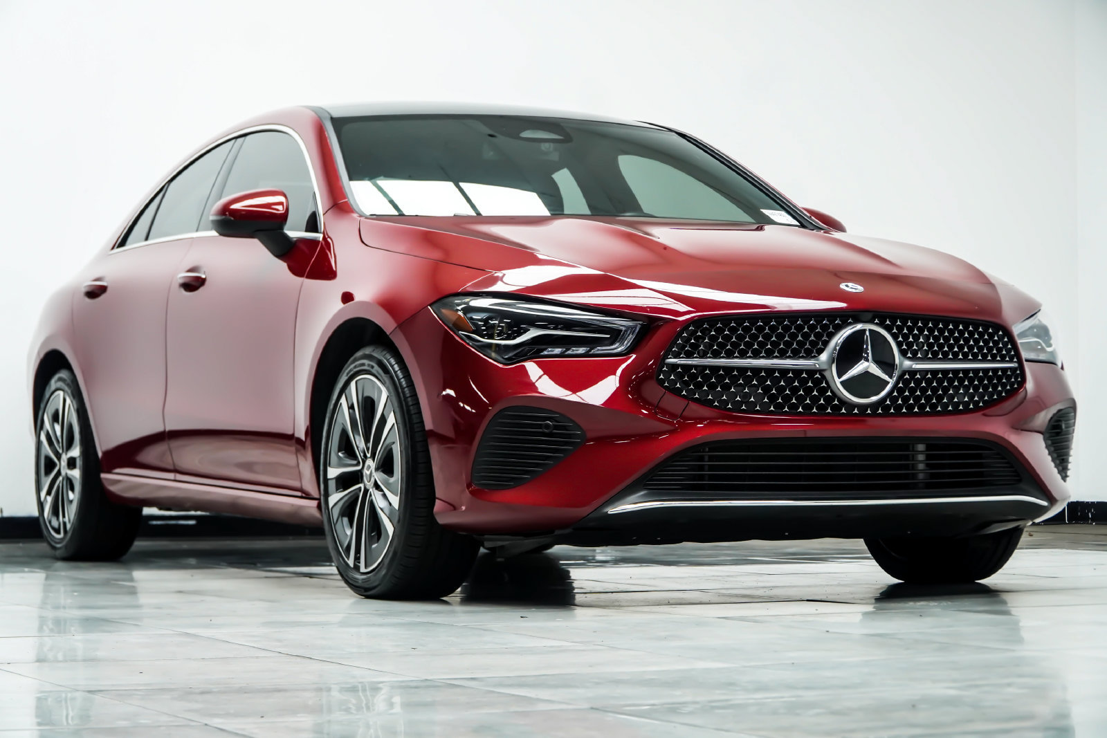 Used 2025 Mercedes-Benz CLA 250 image 5
