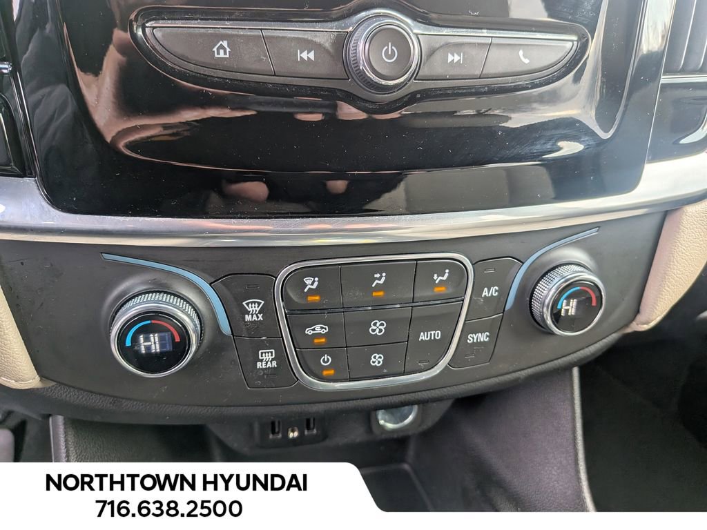 Used 2023 Chevrolet Traverse LS w/ Safety Package image 20