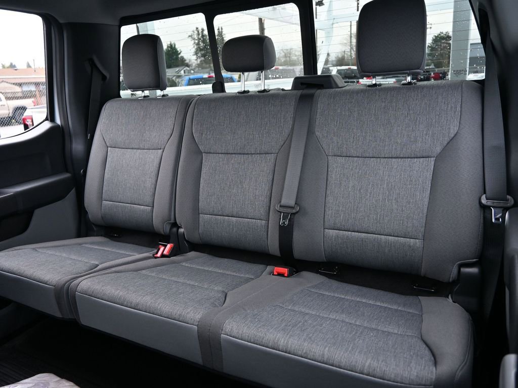 New 2026 Ford F550 4x4 Crew Cab image 28