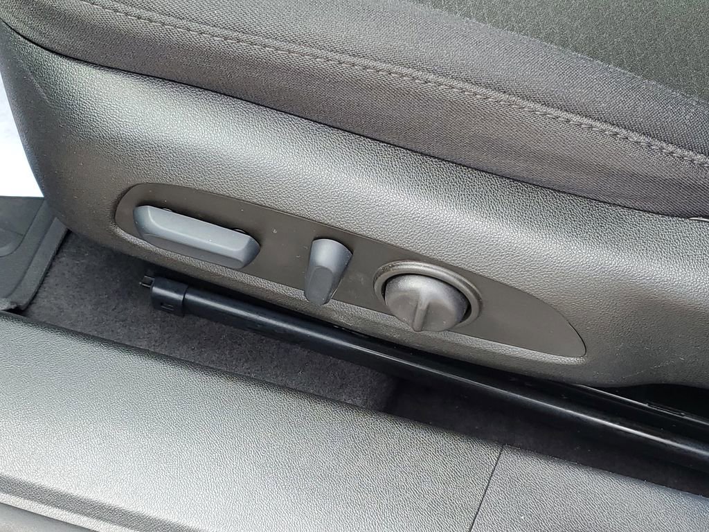 Used 2022 Chevrolet Malibu RS FWD image 6