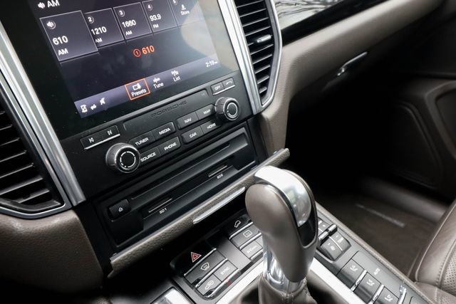 Used 2018 Porsche Macan Base image 59
