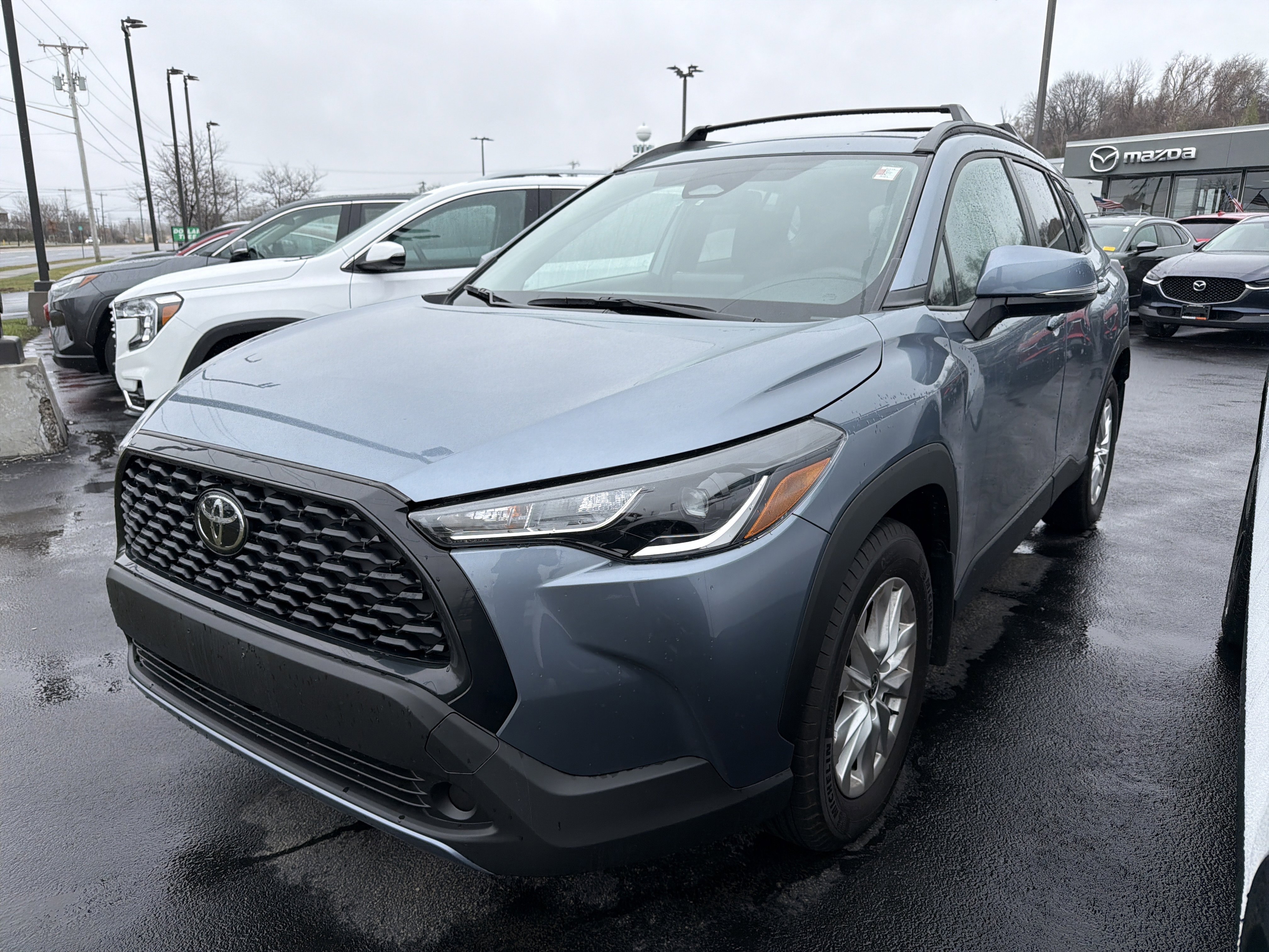 Used 2024 Toyota Corolla Cross LE image 29