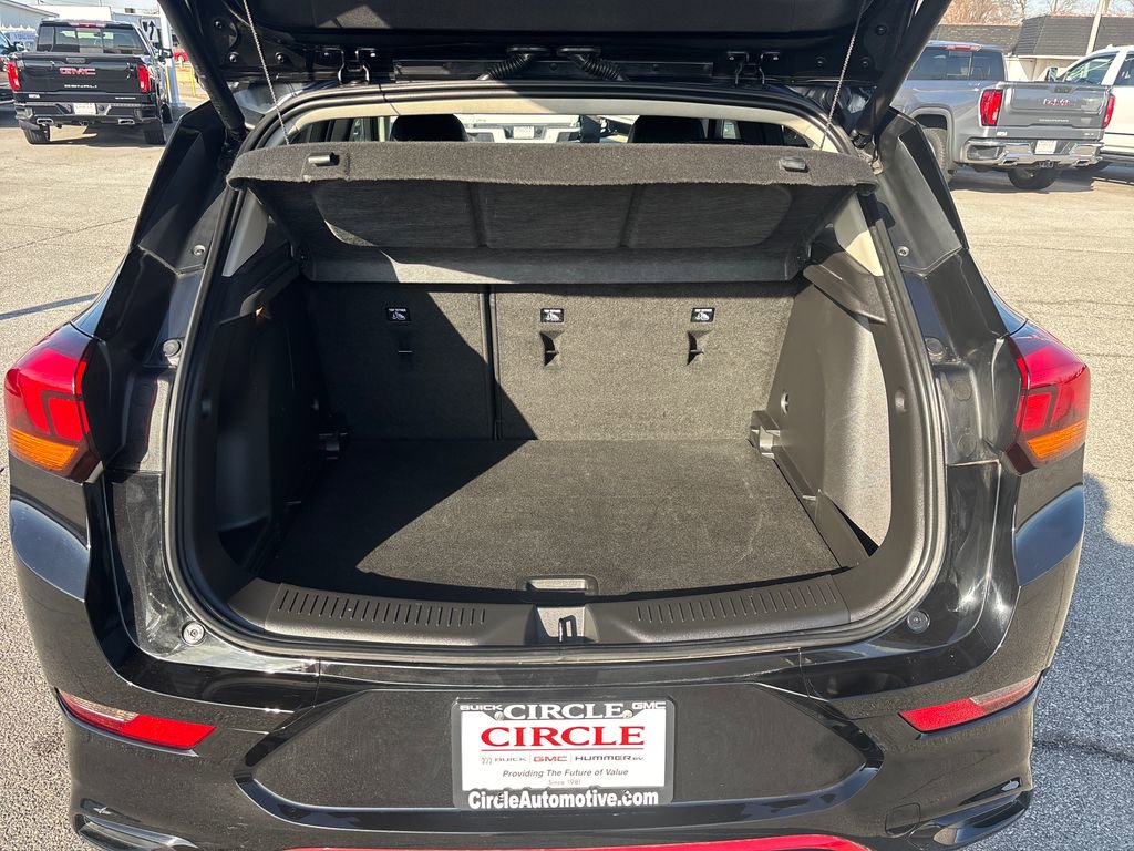 Used 2021 Buick Encore GX Select w/ Sport Touring Package image 29