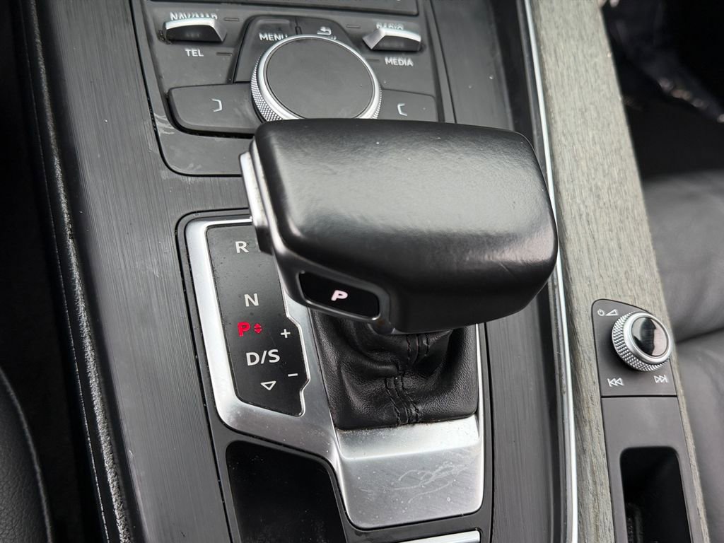 Used 2019 Audi A4 2.0T Premium image 23