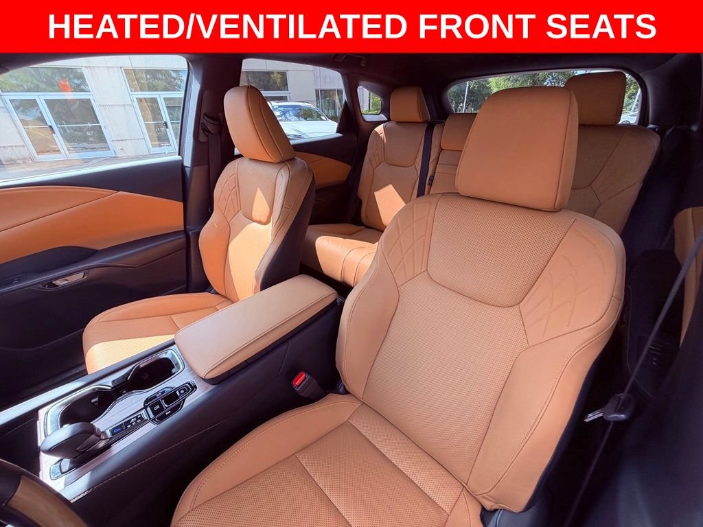 Used 2025 Lexus RX 350 Premium w/ Accessory Package (Z1) FWD image 14