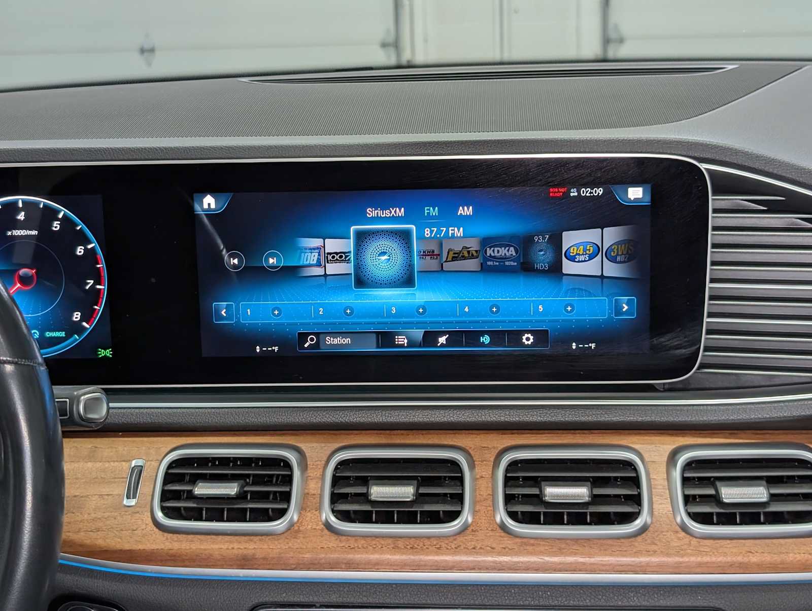 Certified 2023 Mercedes-Benz GLE 450 4MATIC image 19