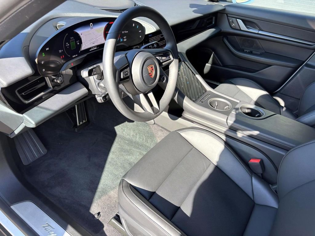 Certified 2025 Porsche Taycan image 4