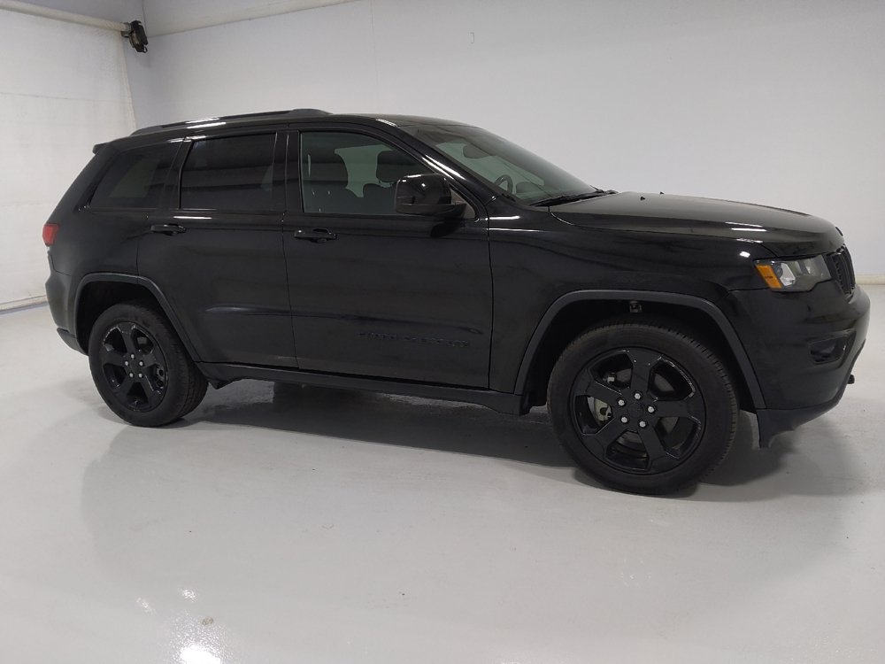 Used 2019 Jeep Grand Cherokee Laredo AWD/4WD image 11