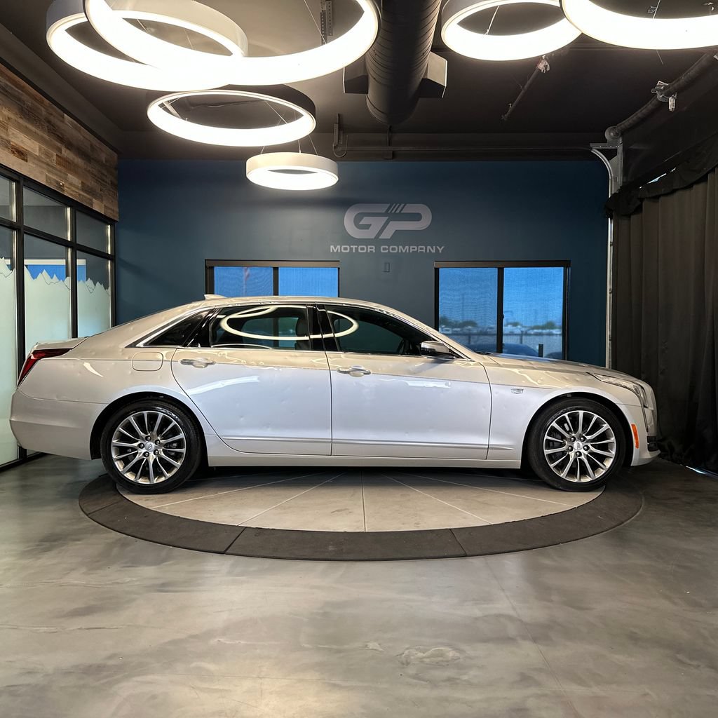 Used 2017 Cadillac CT6 3.6 AWD image 2
