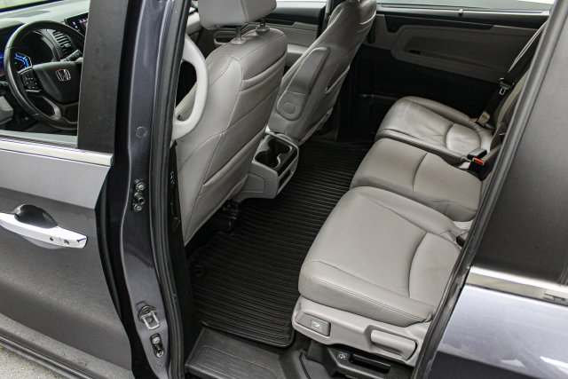 Used 2018 Honda Odyssey Touring image 14