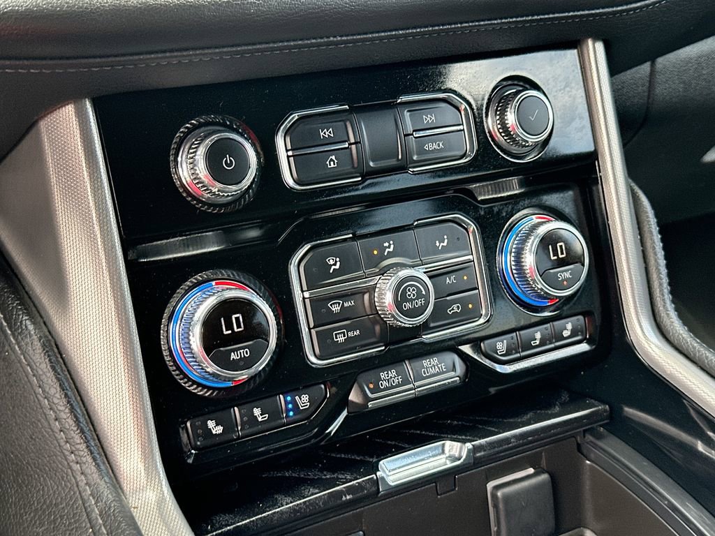 Used 2024 GMC Yukon Denali image 16