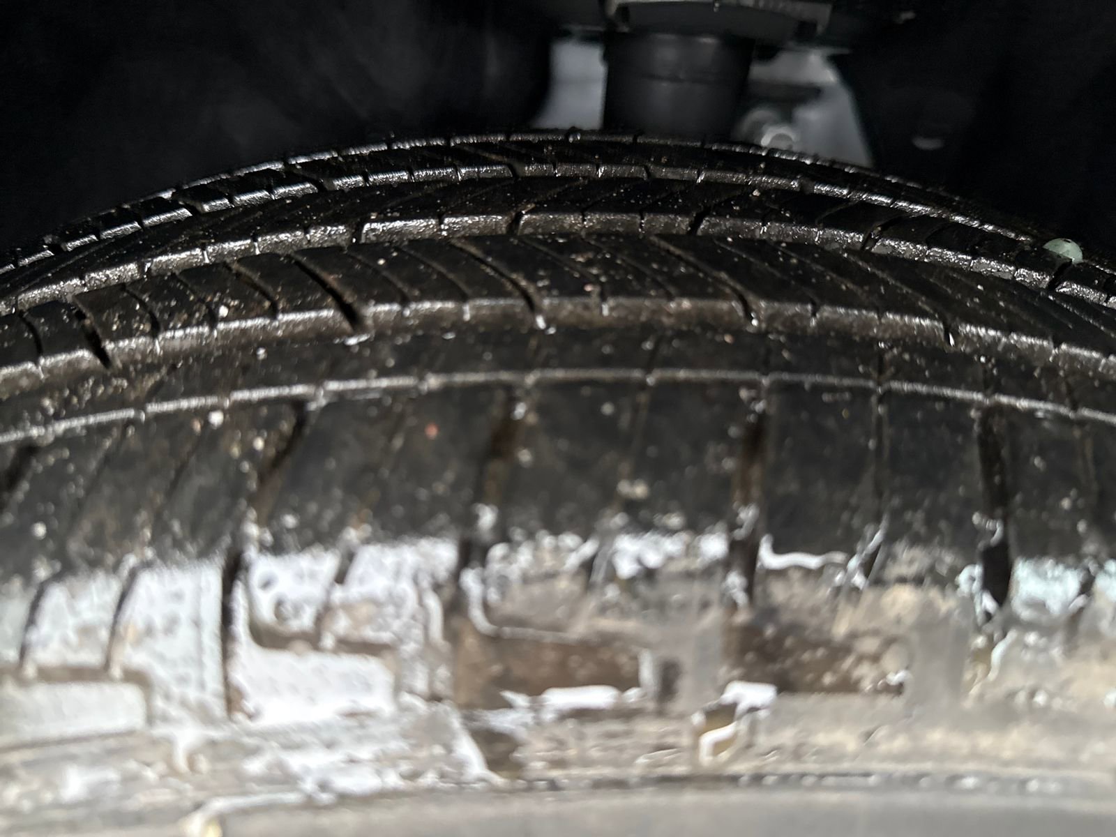 Used 2025 Ford Escape SE image 28