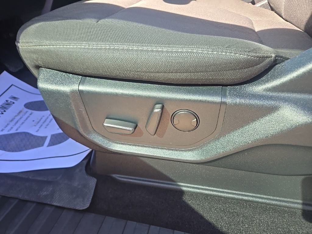 Used 2019 Ford F150 XLT w/ Equipment Group 302A Luxury image 11