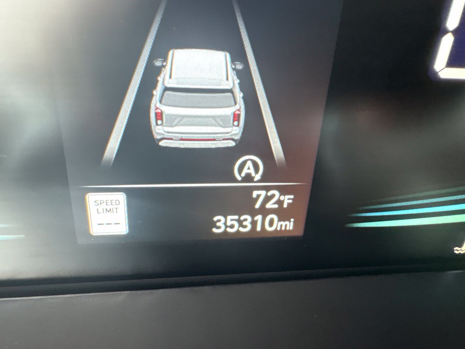 Used 2025 Hyundai Palisade SEL FWD image 33