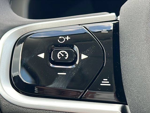 New 2026 Volvo XC60 T8 Ultra w/ Protection Package Premier AWD/4WD image 24