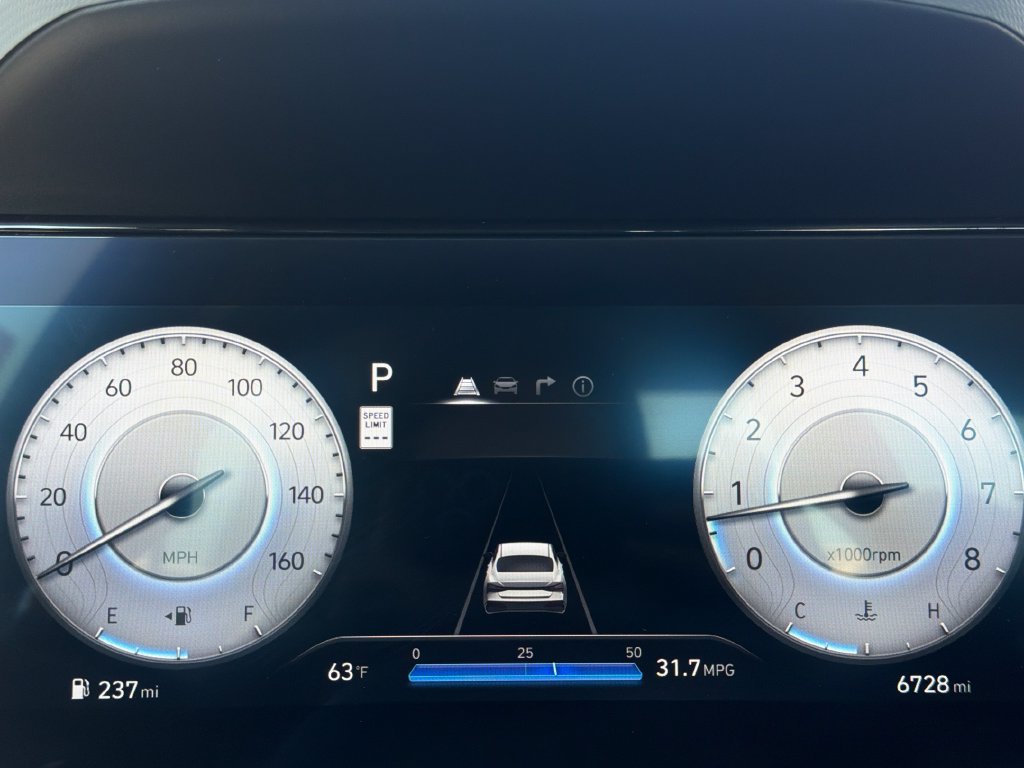 Certified 2024 Hyundai Elantra SEL FWD image 17