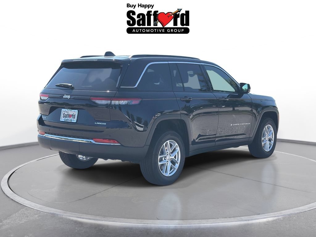 New 2026 Jeep Grand Cherokee Laredo AWD/4WD image 18