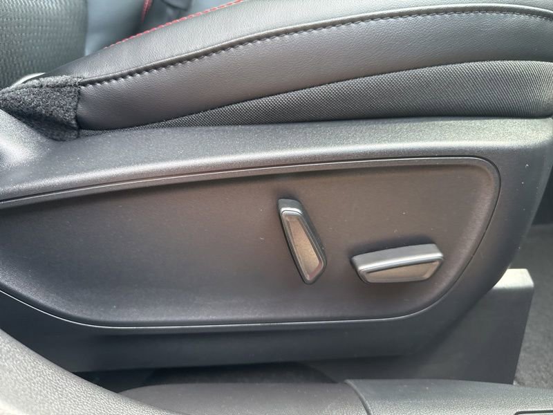 New 2025 Ford Escape ST-Line Elite w/ Tech Pack #2 image 16