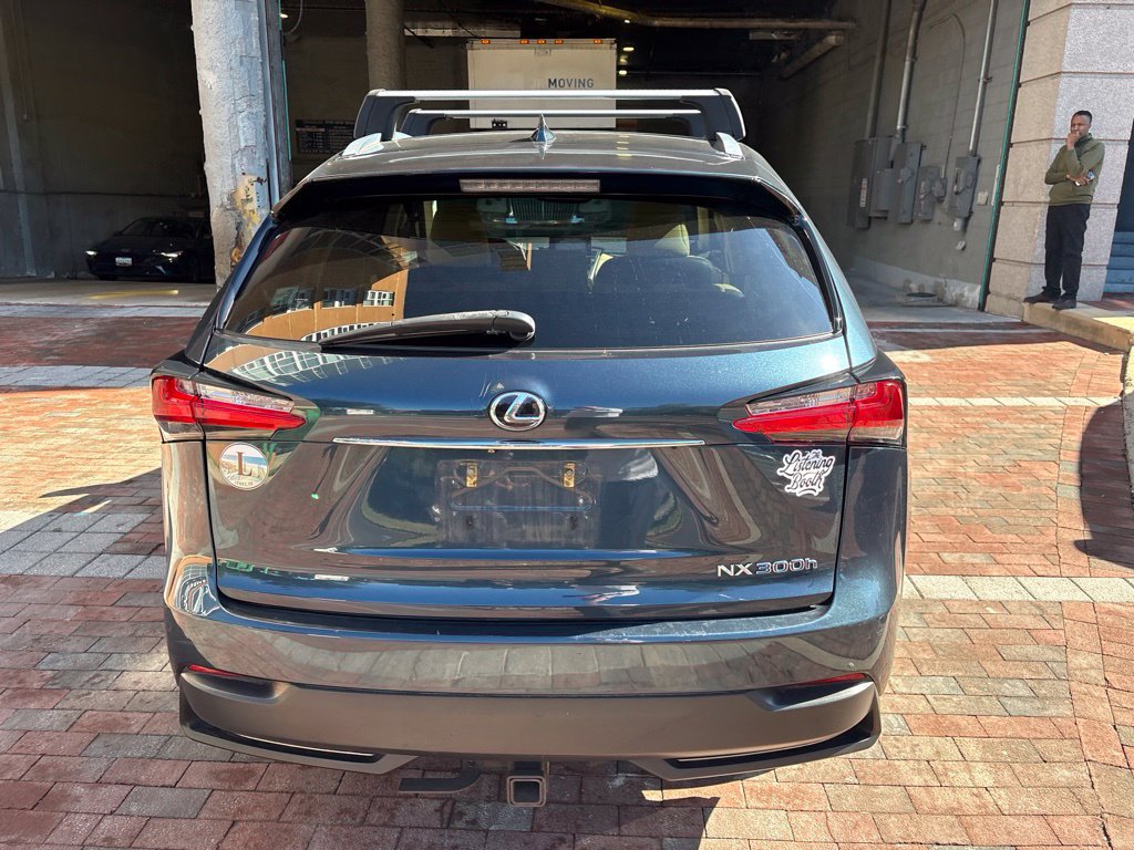 Used 2015 Lexus NX 300h AWD w/ Luxury Package image 4