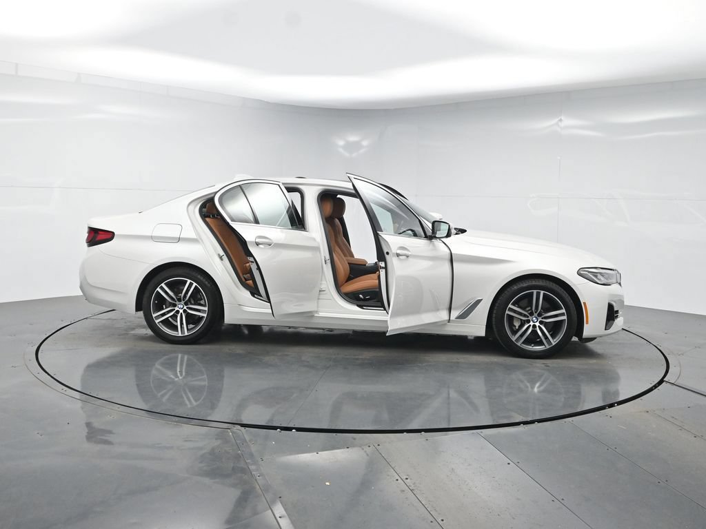 Used 2023 BMW 530i xDrive w/ Premium Package AWD/4WD image 46