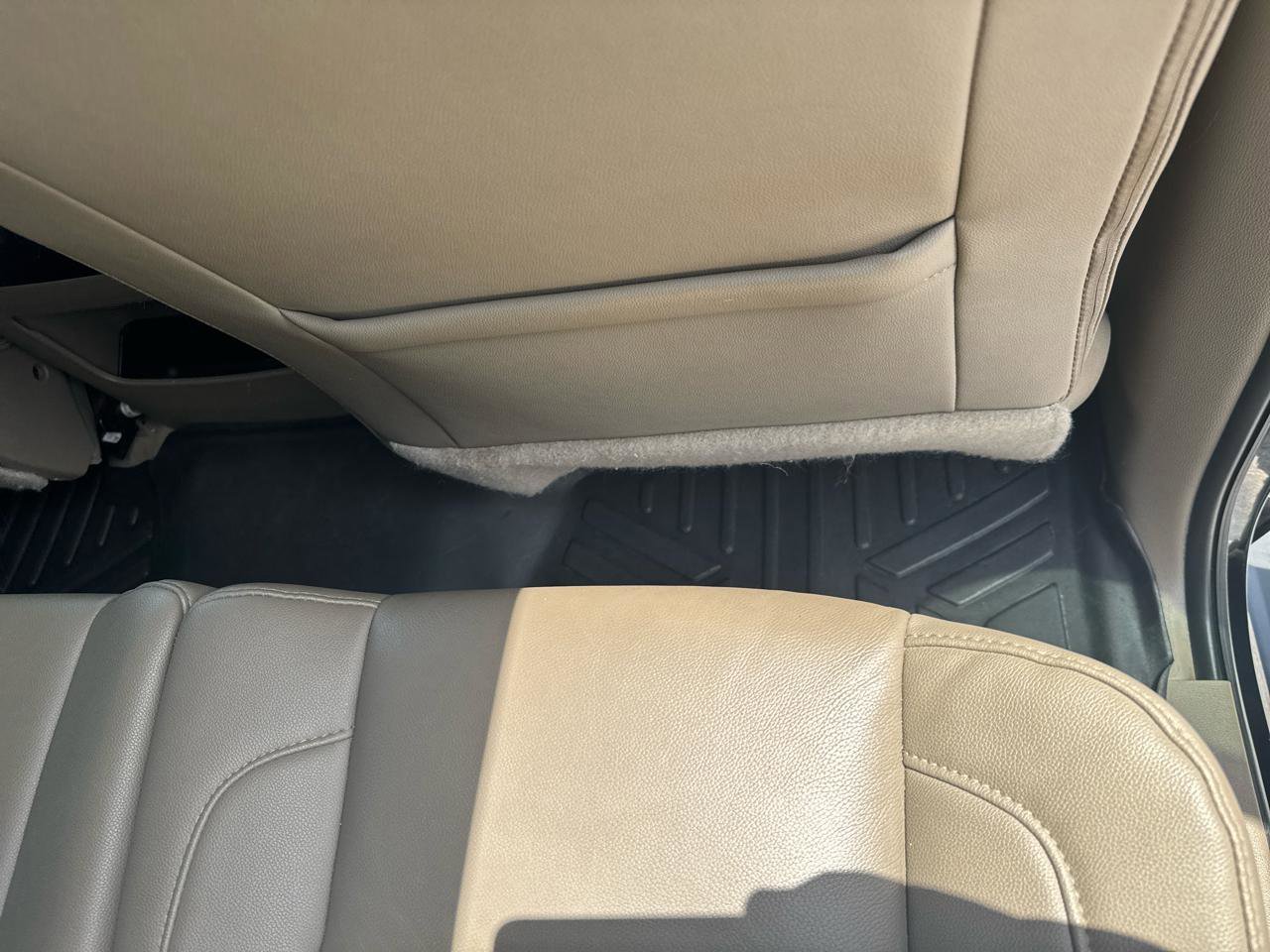 Used 2020 Chevrolet Suburban LT image 14