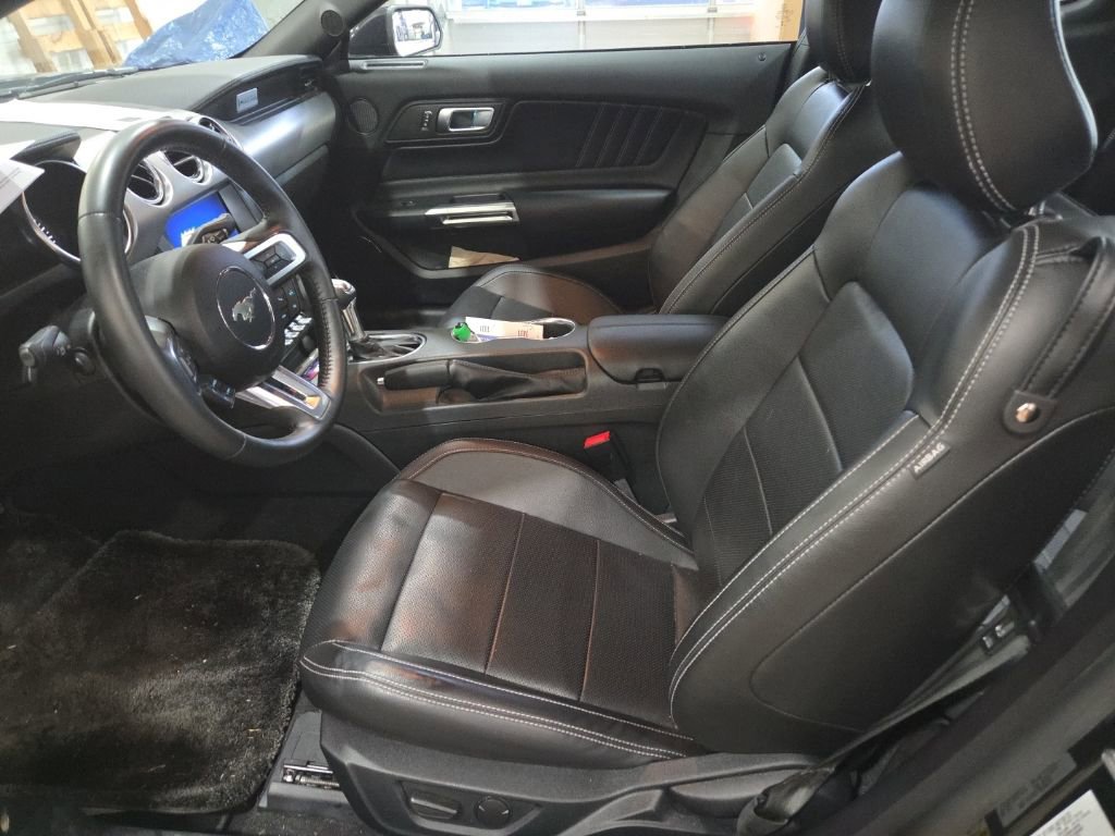 Used 2022 Ford Mustang Premium image 6